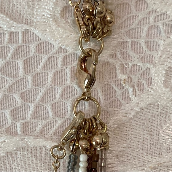 3/$25 💋 Seed pearls necklace gold tone 36” length costume jewelry - Picture 6 of 7